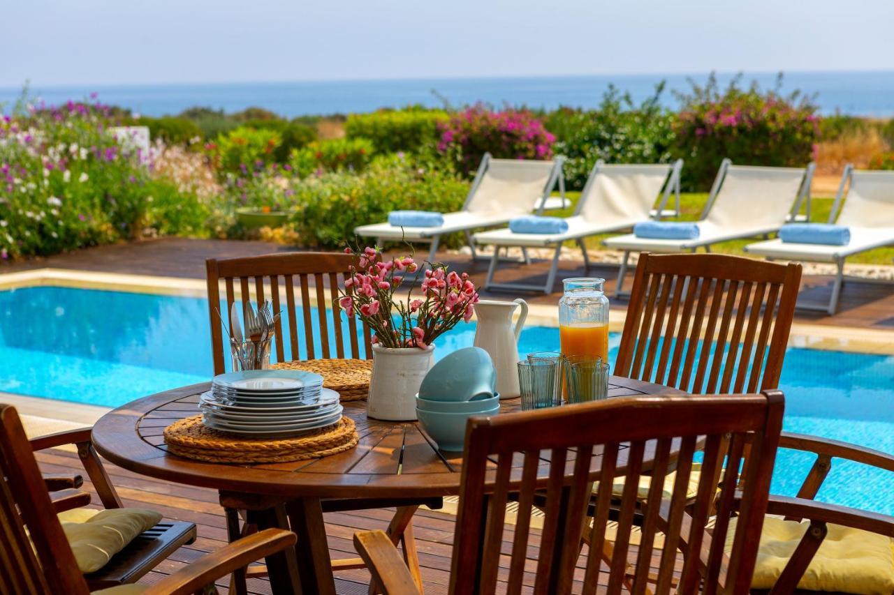 Protaras Beachfront Villa Alia Exterior photo