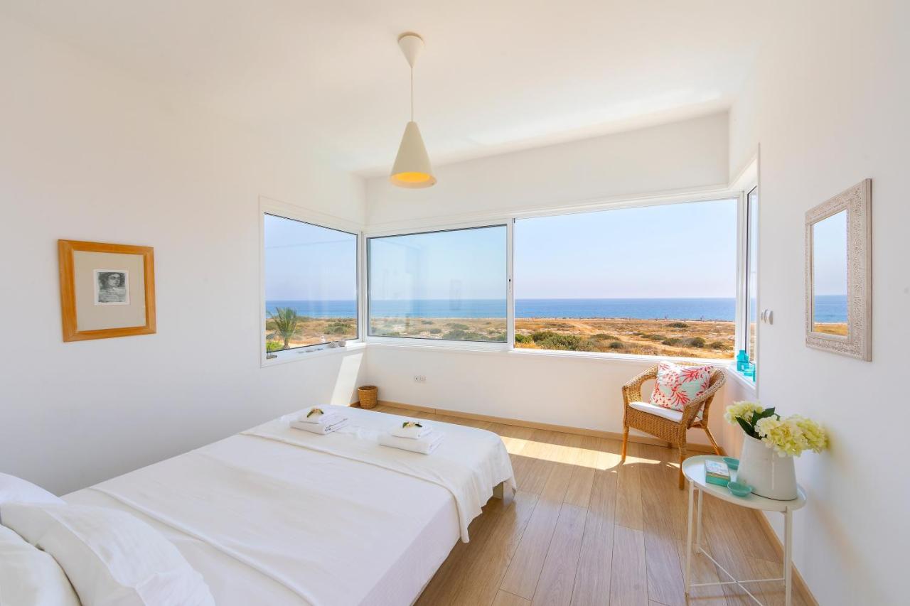 Protaras Beachfront Villa Alia Exterior photo