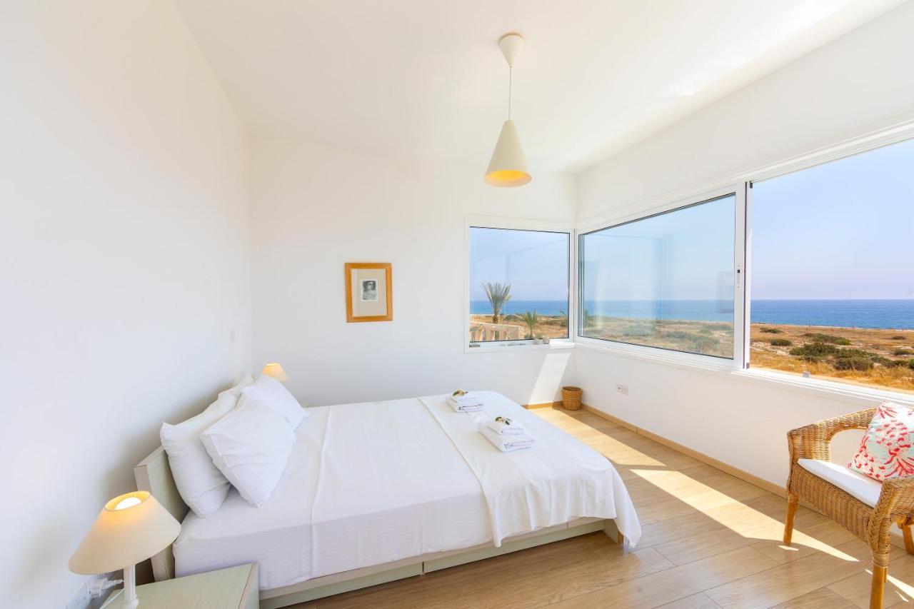 Protaras Beachfront Villa Alia Exterior photo