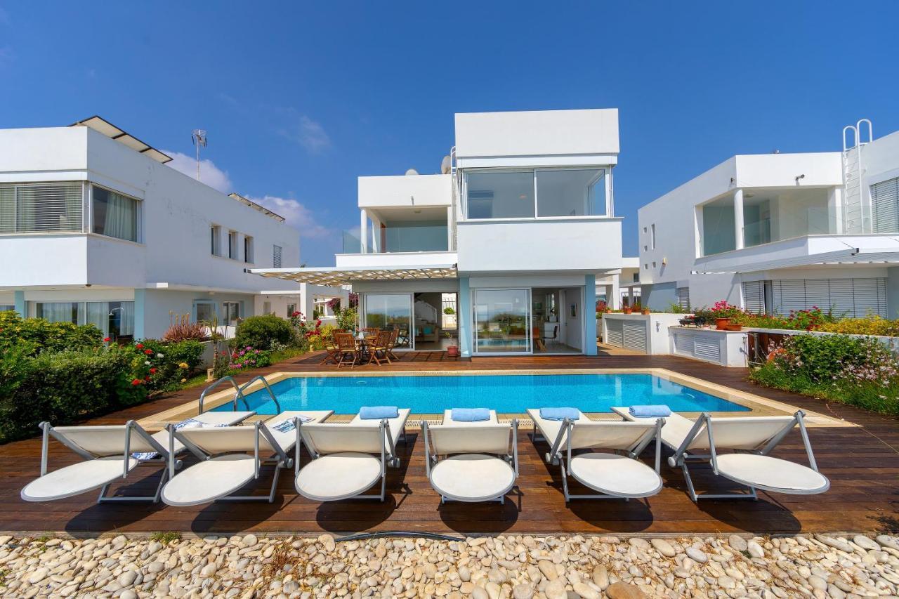 Protaras Beachfront Villa Alia Exterior photo