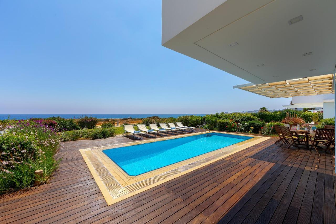 Protaras Beachfront Villa Alia Exterior photo