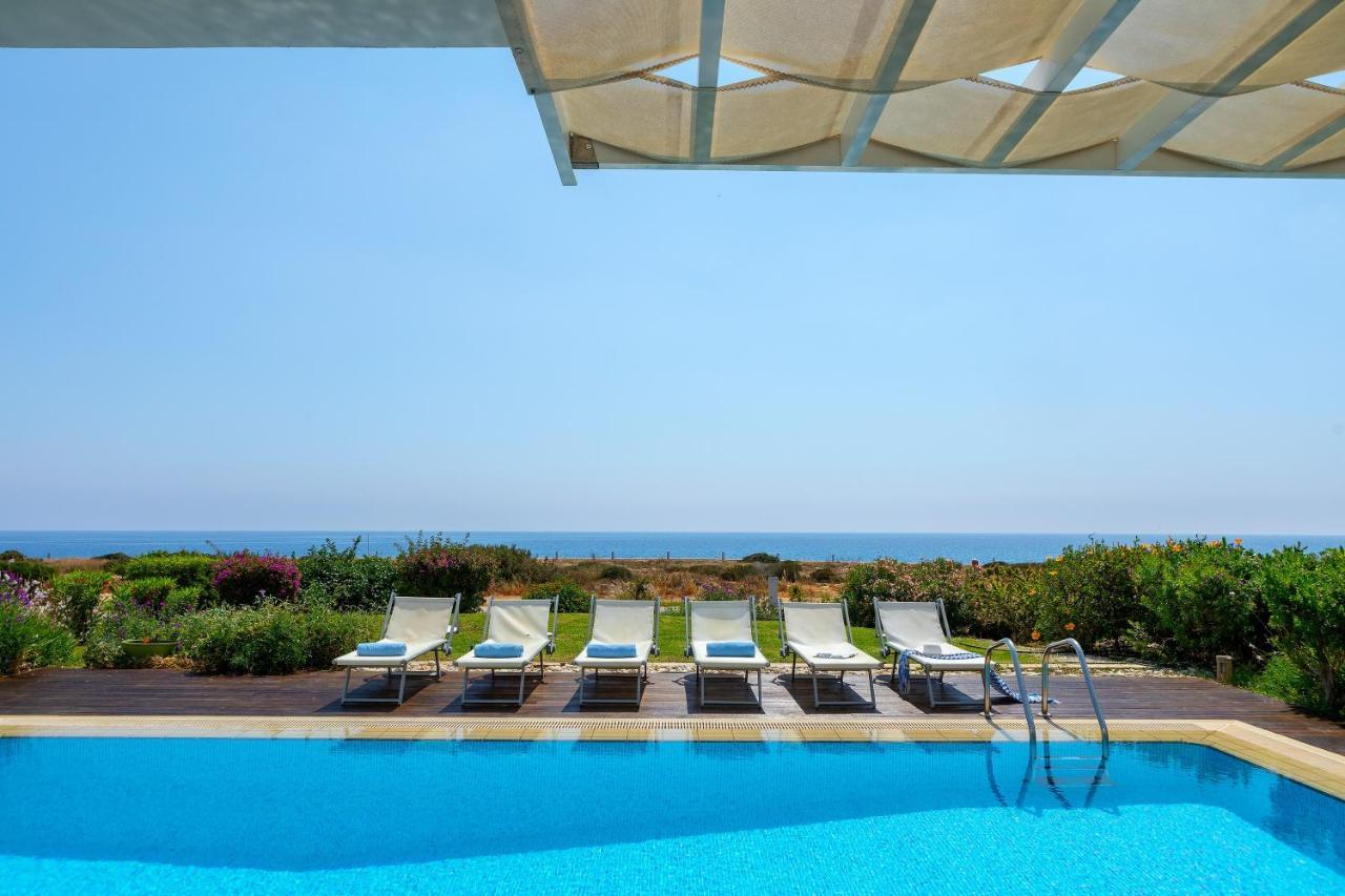 Protaras Beachfront Villa Alia Exterior photo