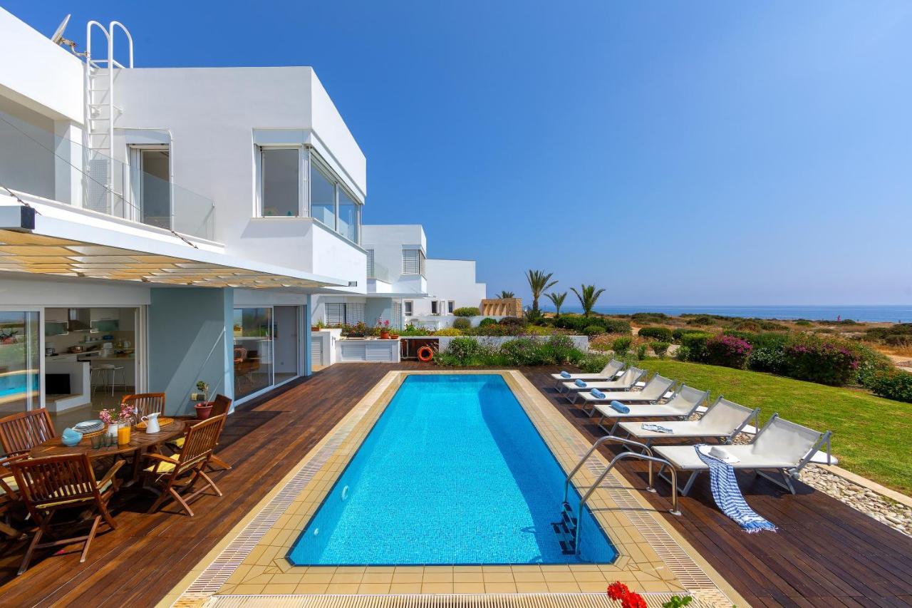 Protaras Beachfront Villa Alia Exterior photo