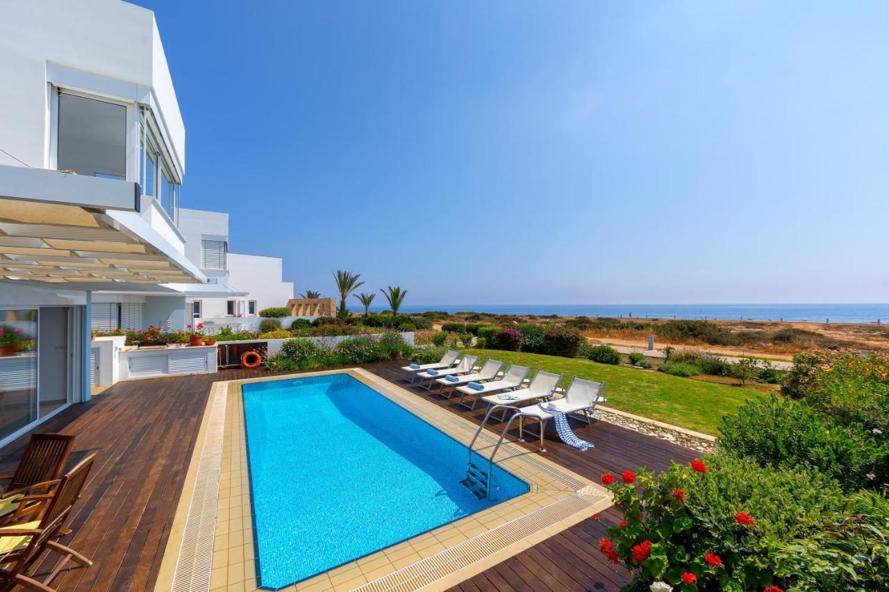 Protaras Beachfront Villa Alia Exterior photo