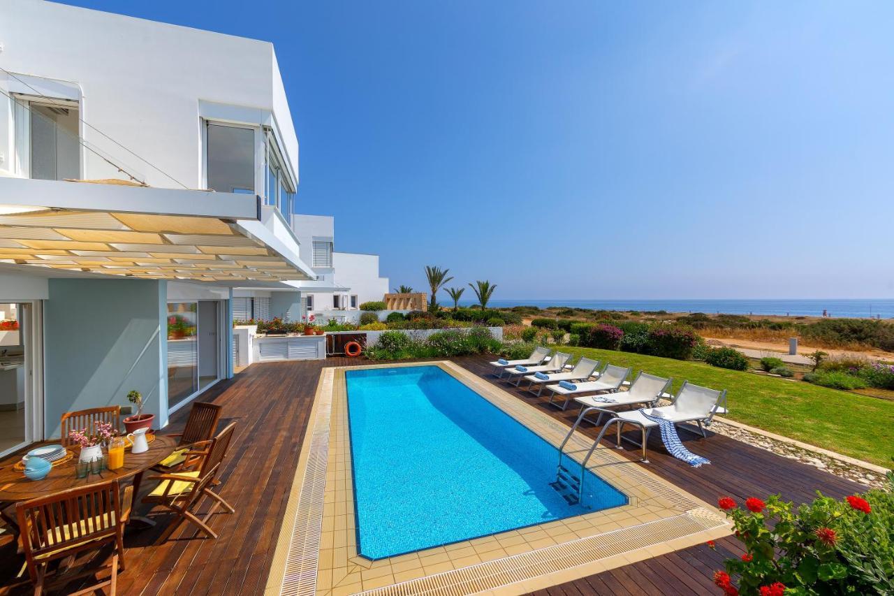 Protaras Beachfront Villa Alia Exterior photo