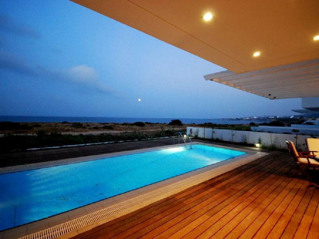 Protaras Beachfront Villa Alia Exterior photo
